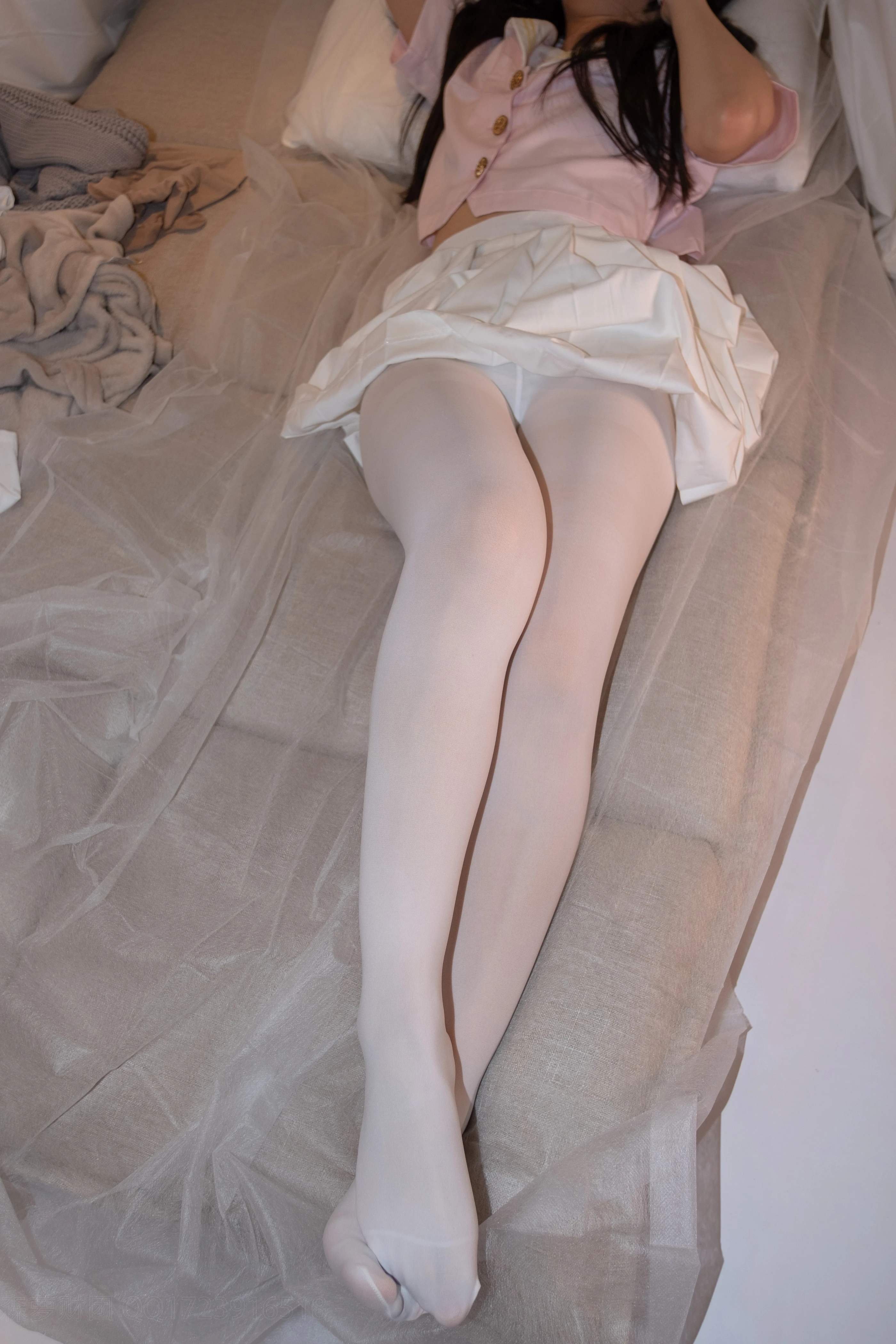 森萝财团 [ALPHA-012] 粉衣白丝 [102P 1V]插图